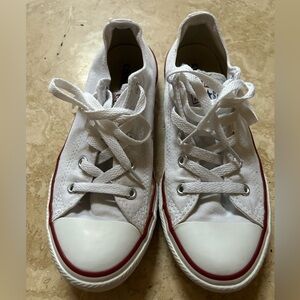 Chuck Taylor All Star- converse